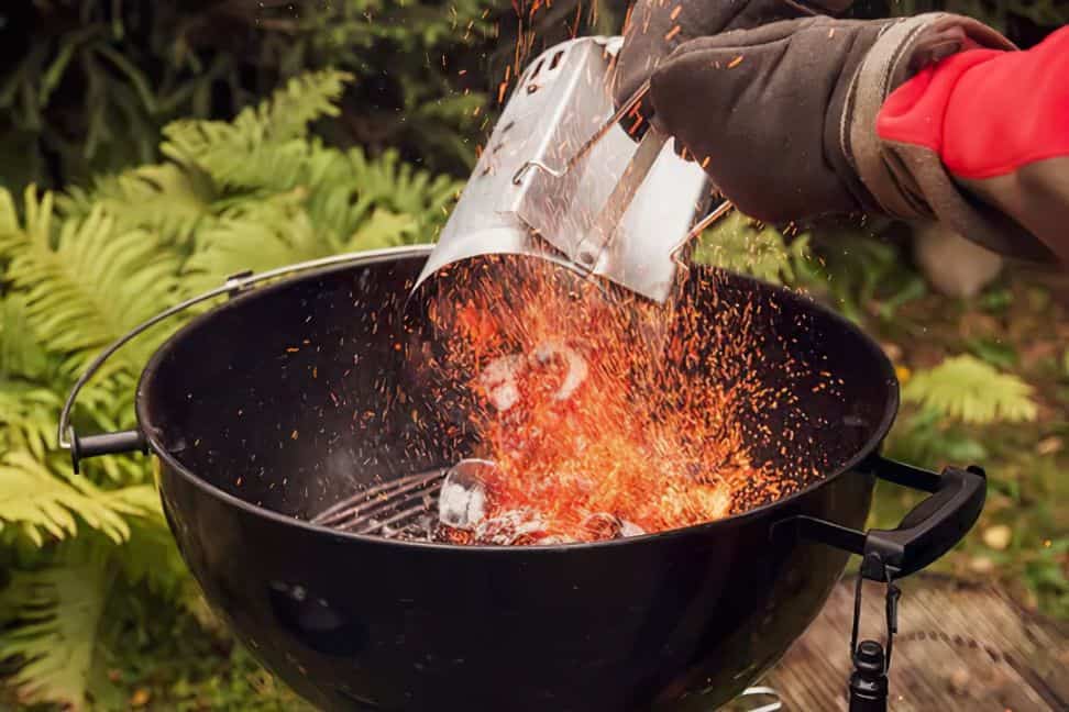 How Much Charcoal to Use in a Grill