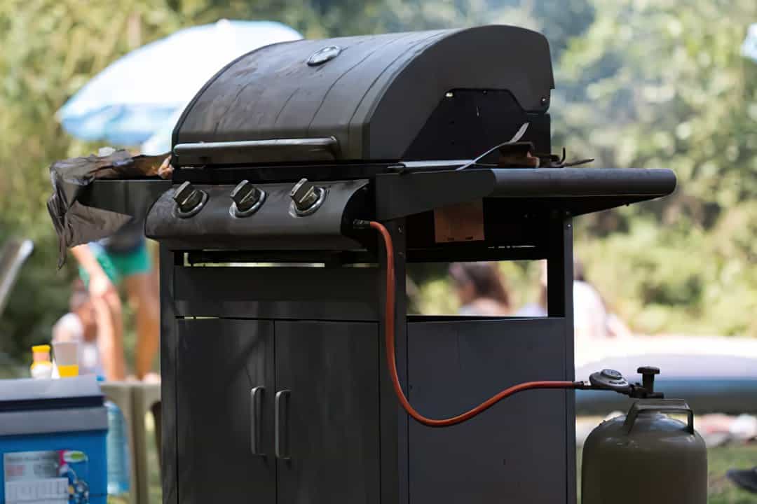 How to Light a Gas Grill
