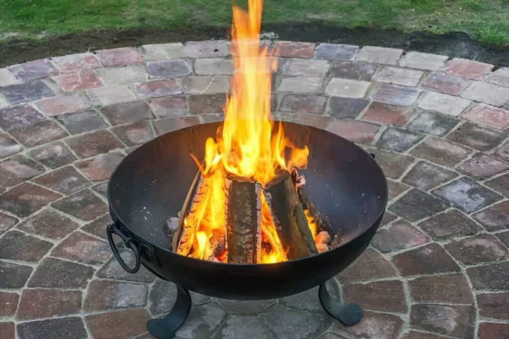 Cleaning a Cast Iron Fire Pit
