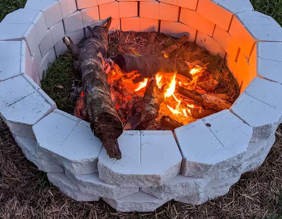 How to Build a Fire Pit : Outdoor, Backyard, Cheap