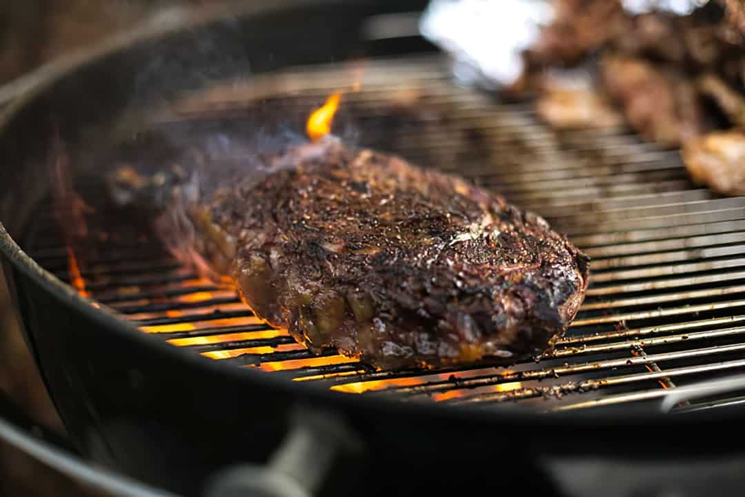 How to Control Temperature on Charcoal Grill